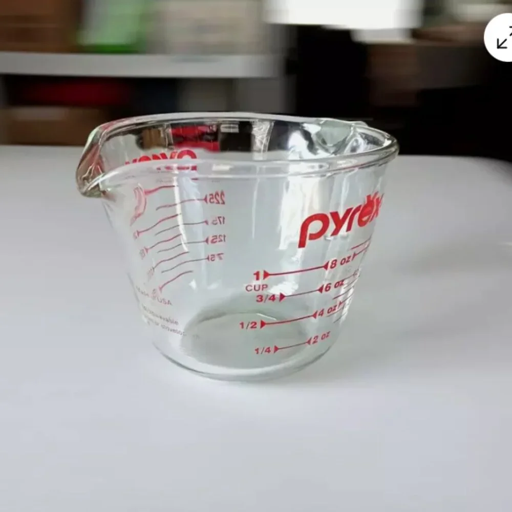 Pyrex 8 oz. Glass Measuring Cup 1 Cup Size 250ml 3 1/2 in Tall